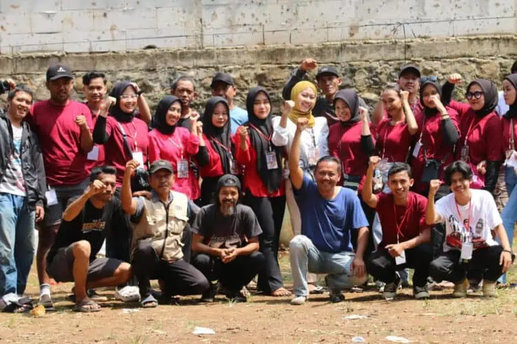 Diisi Berbagai Lomba dan Kegiatan, Perayaan HUT RI di Curug Sawer Pandeglang Meriah