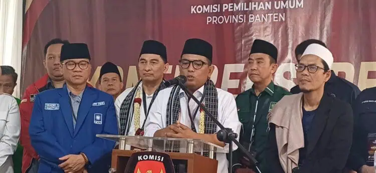 Daftar ke KPU Banten, Andra - Dimyati Siap Instiqomah Mengabdi Untuk Masyarakat