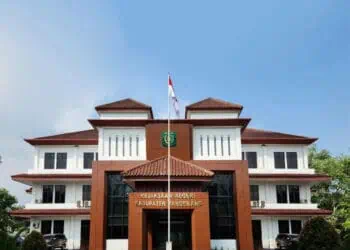 Suasana di depan Kantor Kejaksaan Kabupaten Tangerang. (ISTIMEWA)