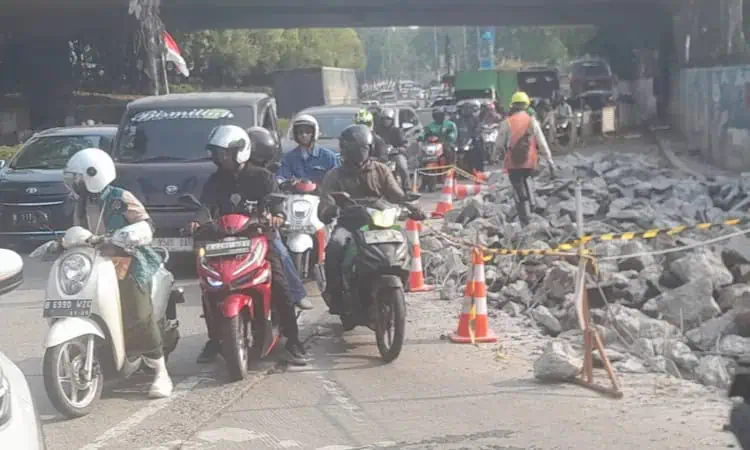 Jalan MH Thamrin Diperbaiki, Sistem Contraflow Diberlakukan
