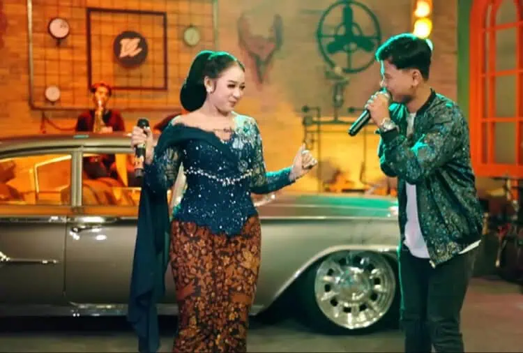 Lirik Lagu Kawin Kontrak - Jasun Biber Feat Niken Salindri