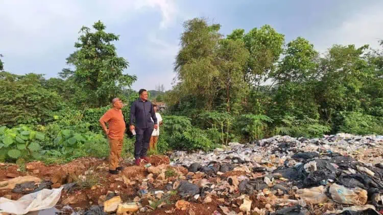 Anggota DPRD Sidak TPS Liar Tigaraksa, Desak Pembentukan Satgas