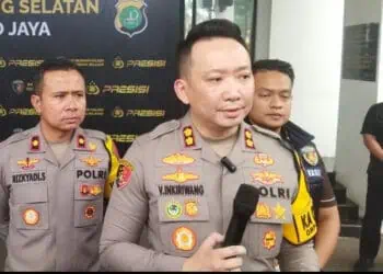 Kapolres Tangsel, AKBP Victor Danil Hendri Inkiriwang saat menggelar konferensi pers di Mapolres Tangsel. (EKO SETIAWAN/SATELITNEWS)