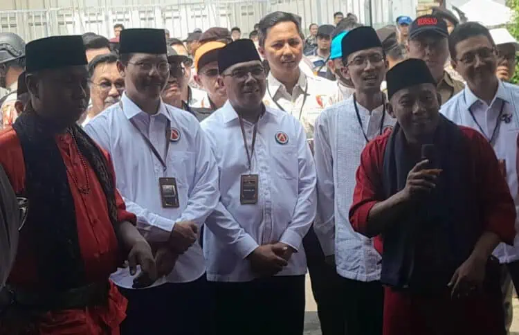 Datang Pertama, Amarullah-Bonnie Daftar Pencalonan ke KPU Kota Tangerang