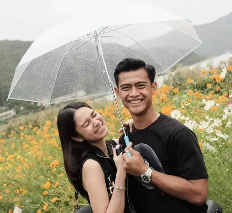 Trending di Medsos, Azizah Salsha Dikabarkan Selingkuh dengan Salim Nauderer