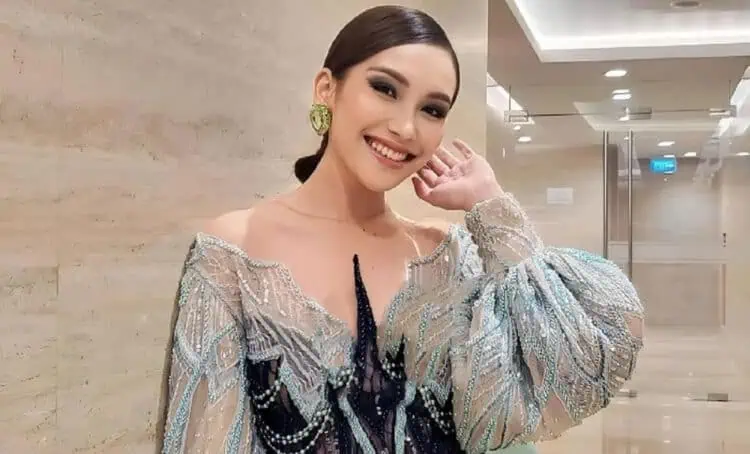 Ayu Ting Ting Datangi Sang Penabrak Mobil