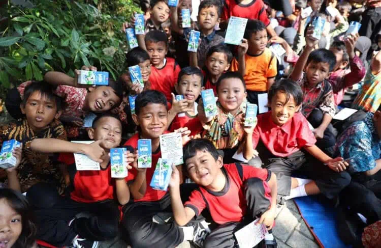 Kota Tangerang Terima Bantuan 15 Ribu Paket Susu