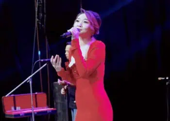 Lirik Lagu Sisa Sisa Cinta-Difarina Indra