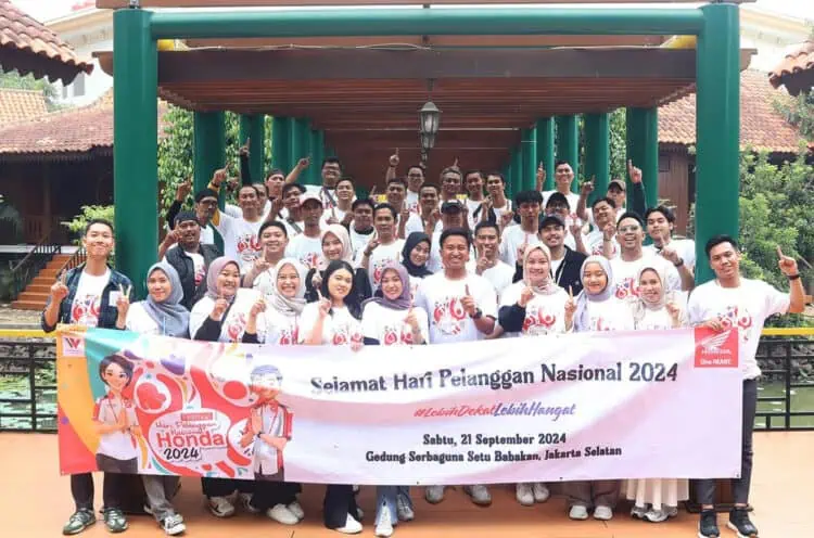 Festival Hari Pelanggan Nasional, Riding Bareng Community Sambil Happy-Happy