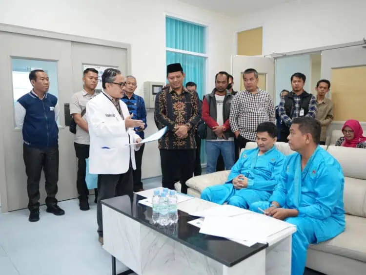 Giliran Andra - Dimyati Jalani Tes Kesehatan, Andra: InsyaAllah Kami Sehat