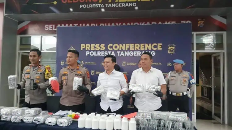 Pengedar 63.100 Butir Obat Keras Ilegal Ditangkap di Bencongan