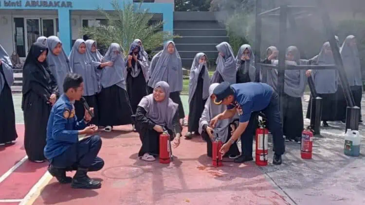 Ratusan Santri di Pandeglang Diberi Pemahaman Menghadapi Bencana