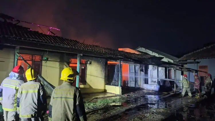 Selama Long Weekend, Gudang Elpiji dan Limbah Viber Terbakar di Kabupaten Tangerang