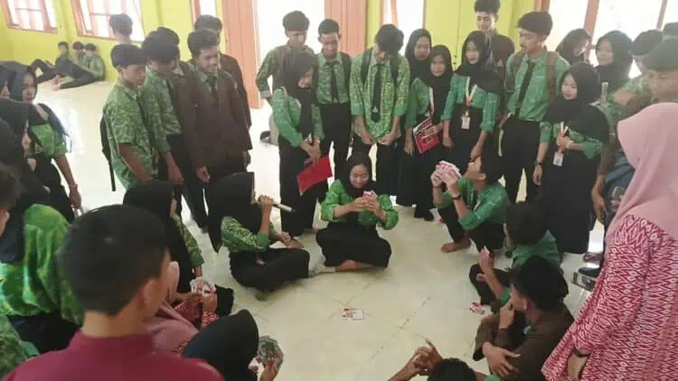 Alfamart Luncurkan Card Game Untuk Pelanggan Setia