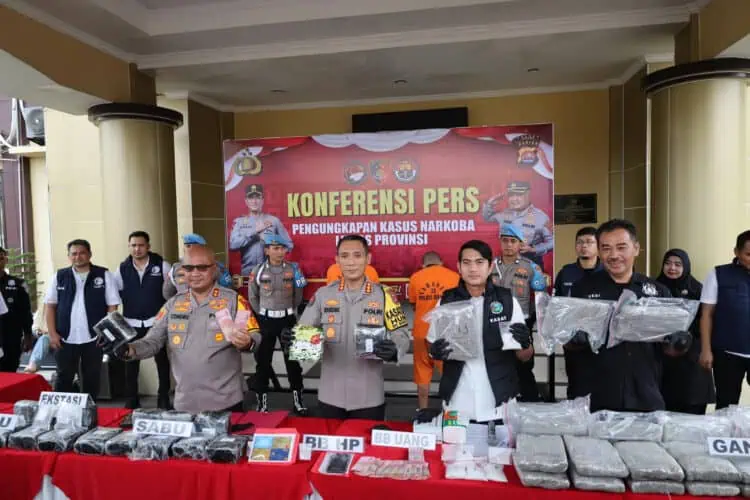 Satresnarkoba Polres Serang Ringkus Bandar Narkoba, 800 Butir Ekstasi Diamankan