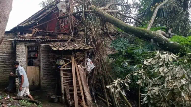 Diterjang Angin Kencang, 9 Rumah Warga Pandeglang Rusak