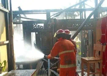 Gegara Korsleting Listrik, 4 Kios di Serpong Terbakar