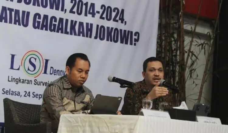 10 Tahun Jokowi Menjabat, Dapat Tiga Rapor Biru dan Satu Rapor Merah