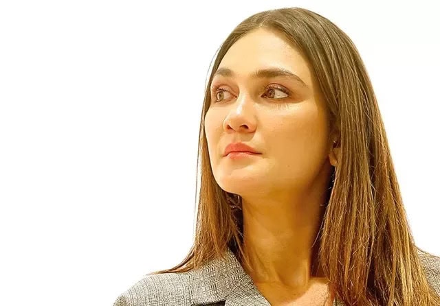 Luna Maya Pilih Gaya Hidup Sehat