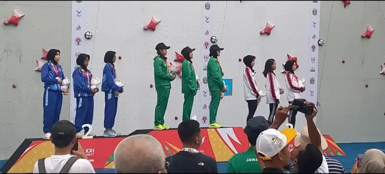 Sempat Terpeleset, Banten Gagal Dapat Emas Speed Relay Putri