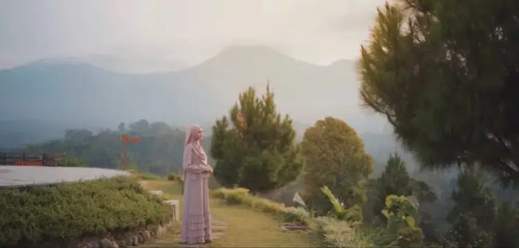 Lirik Lagu Natawassal Bil Hubabah - Alfina Nindiyani