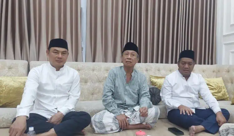Dukung Mad Romli-Irvansyah, Ulama Kharismatik Cilongok KH Syihabuddin Sebut Sosok Mad Romli Peduli Masyarakat