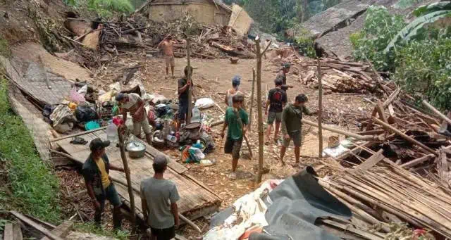 7 Rumah Warga Baduy Rusak Dihantam Angin Puting Beliung