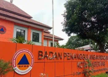 Sedang Buat Adonan, Jari Pekerja Pabrik Kerupuk Terjepit Besi, BPBD Kota Tangerang Turun Tangan