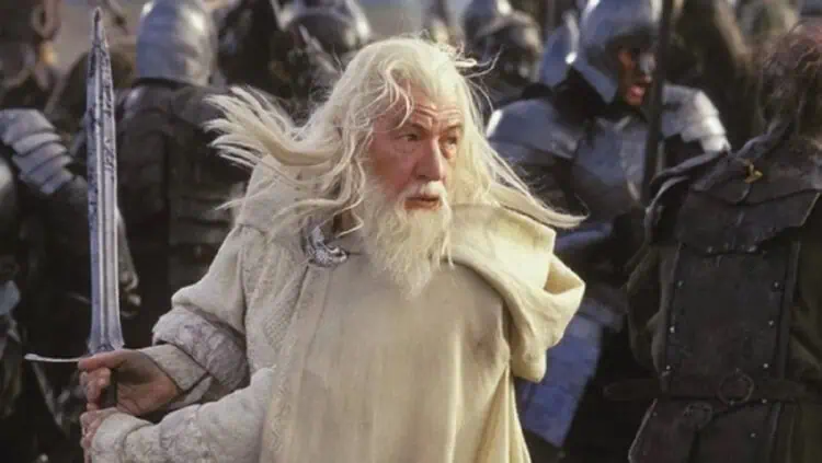 Ian McKellen Ditawari Balik Jadi Gandalf Lagi