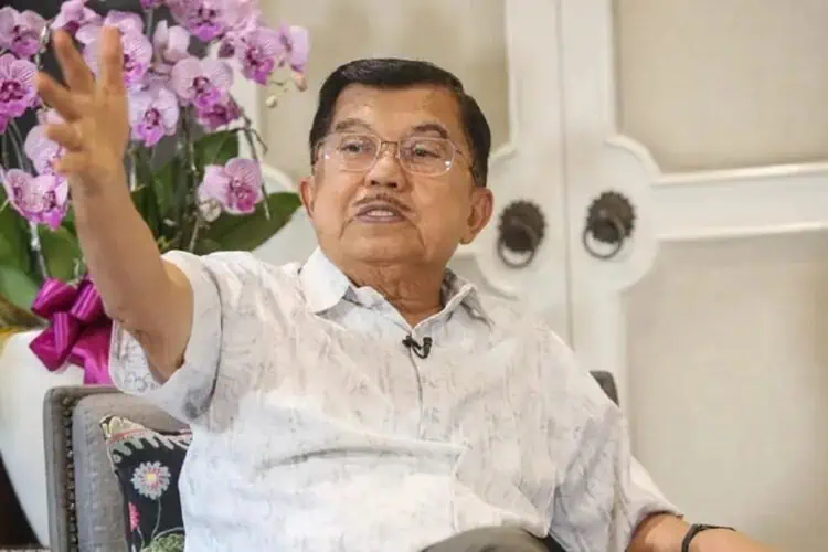 JK Sentil Luar Dalam Menteri Nadiem
