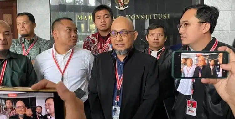 Tolak Gugatan Novel Baswedan dkk, MK: Jangan Mainkan Syarat Usia Pejabat