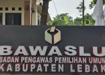 Oknum Kades di Lebak Terciduk Gunakan Atribut Paslon di Debat Pilkada