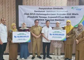 Dua Guru SMK Meninggal Dunia, BPJS Ketenagakerjaan Serahkan Santunan JKM ke Ahli Waris