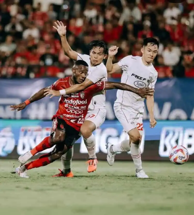 Kalahkan Persis Solo, Bali United Kembali Pimpin Klasemen