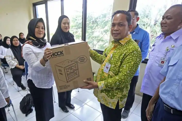 Gandeng Industri, Pemkot Tangerang Fasilitasi Keluarga Karyawan Pelatihan dan Peralatan Tata Boga