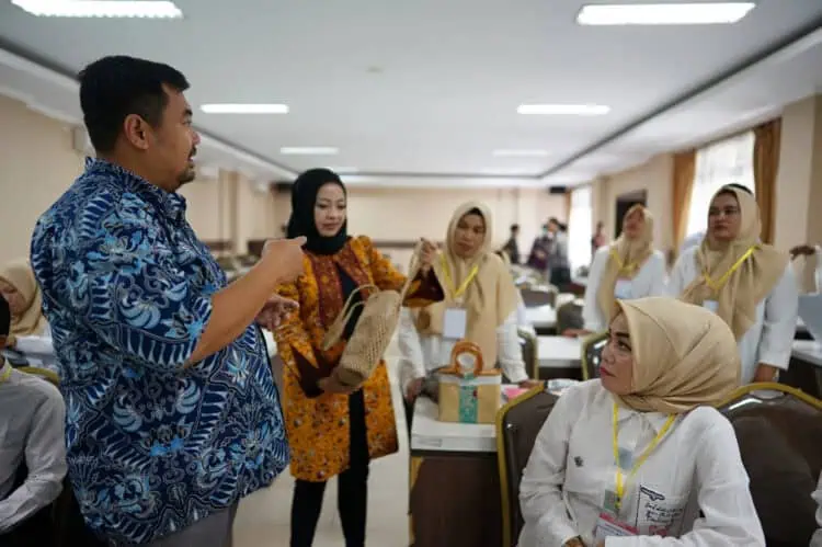 20 Perajin Tas Di Kabupaten Serang Diboyong ke Bali, Ini Yang Dilakukan