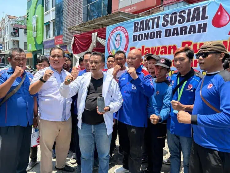 Ratusan Buruh Sahabat Airin Gelar Baksos Donor Darah di Kantor SPSI Cikupa