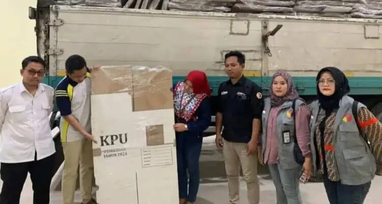 KPU Tangsel Terima Logistik Tambahan Untuk Pilkada 2024