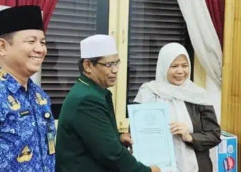 Dewan Janji Perbaiki Kesejahteraan Guru Madrasah di Lebak