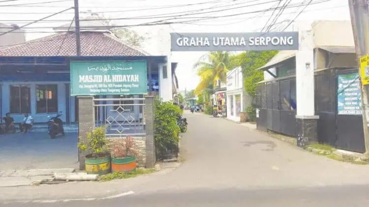 Remaja Serpong Utara Diserang Gangster Saat Duduk di Area Masjid