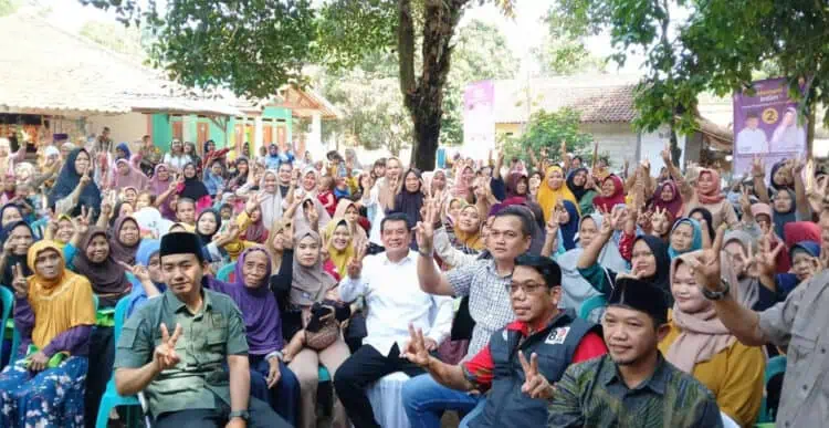 Emak-emak di Kecamatan Solear Deklarasi Dukung Maesyal-Intan