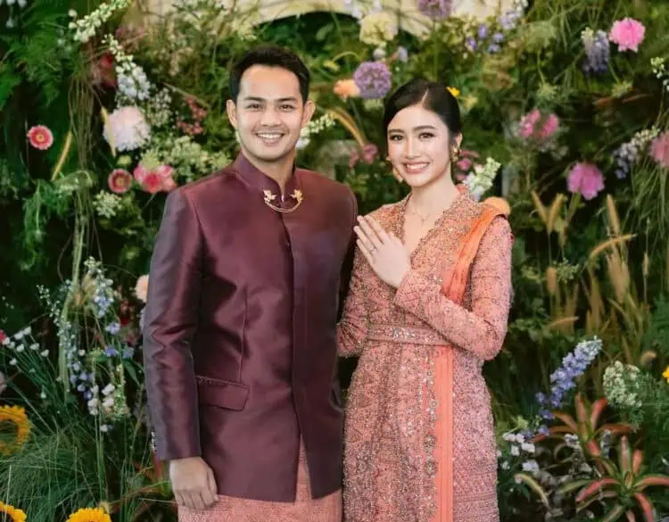 Selamat! Febby Rastanty Resmi Dilamar Perwira Polisi