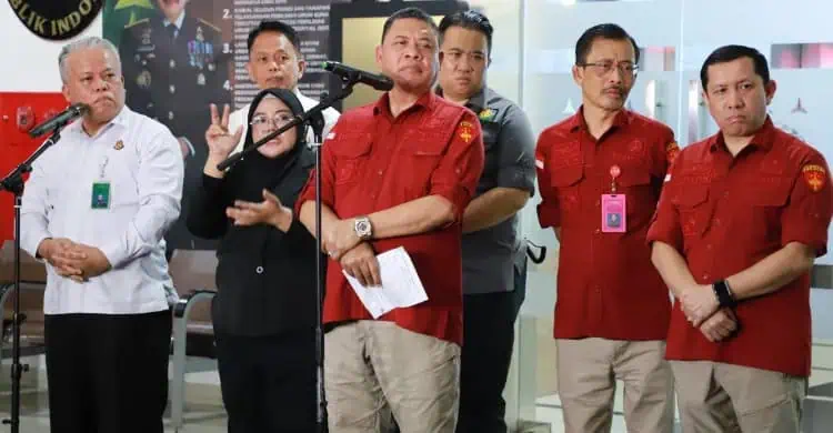 3 Hakim dan 1 Pengacara Ditangkap, Ditemukan Uang Miliaran