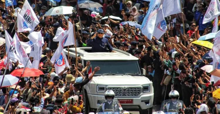 Larangan Penggunaan Mobil Mewah Impor untu Menteri dan Eselon I Didukung Anggota DPR