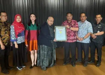 Program Wisuda Akbar Tahfidz Qur'an PTM Kota Tangerang Diganjar MURI