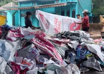 1,3 Ton Sampah APK Pilkada 2024 Dibakar di ITF Tangsel