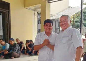 Zulkarnain saat bersama Maesyal Rasyid. (DOK/SATELITNEWS)