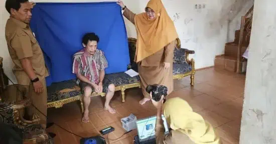 Ketika ODGJ Ikut Rekaman KTP El di Kota Tangerang