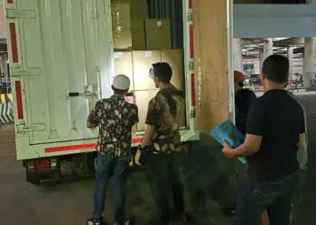 Bawa Ratusan Karton Rokok Ilegal, Truk Boks Diamankan Polisi