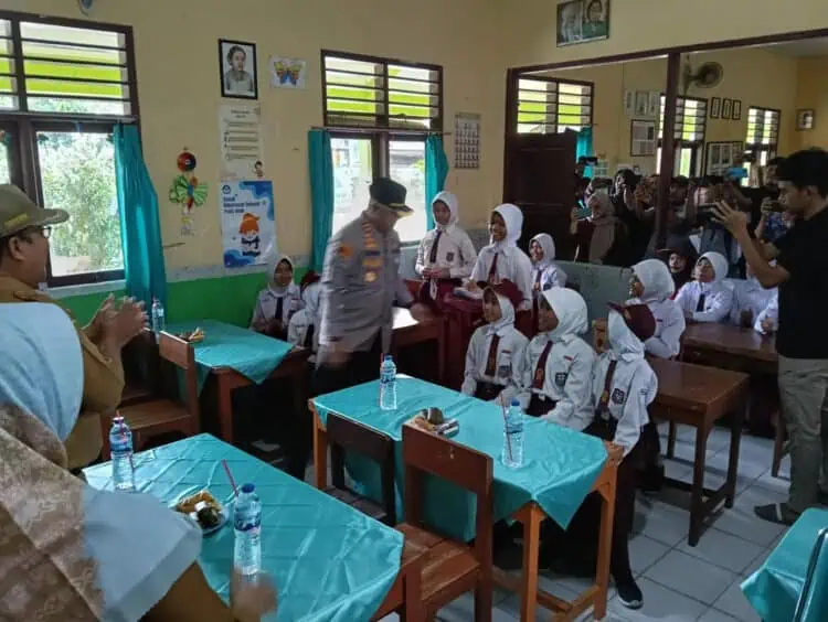 Polres Serang Gandeng Media, Uji Coba Makan Bergizi Gratis di SDN TCP